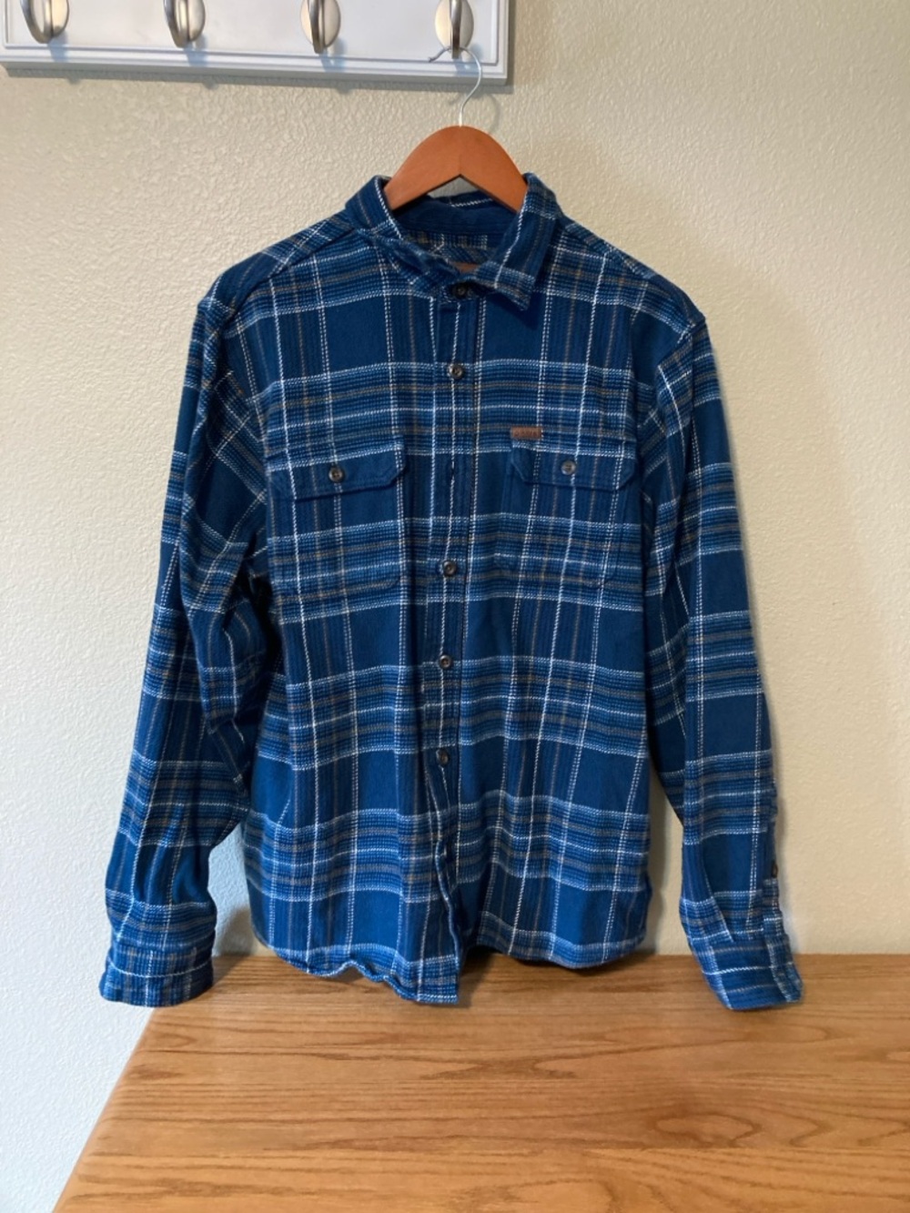 Orvis Men's Plaid Button-Up Shirt